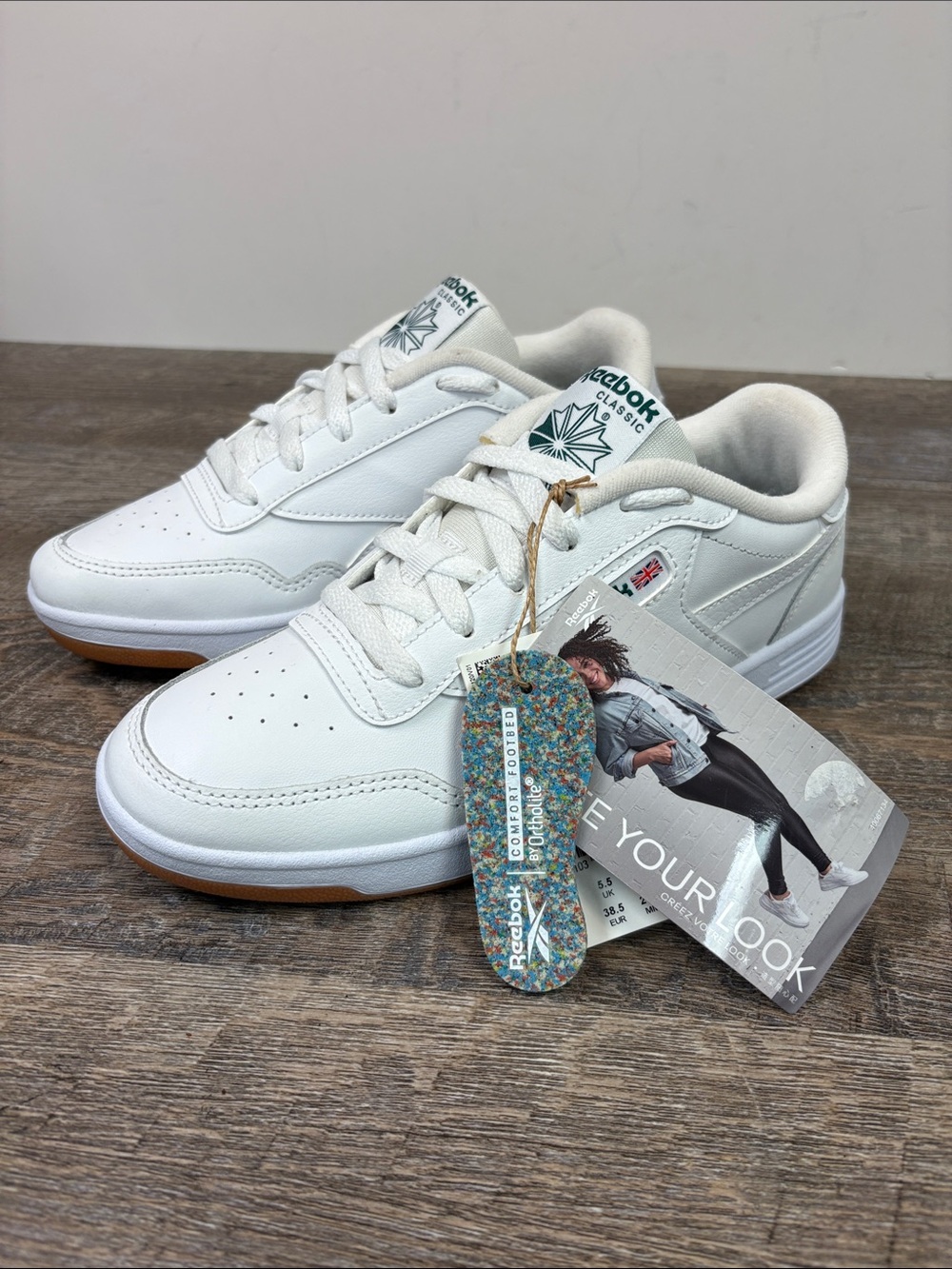 Reebok Club MEMT Tennis Sneakers White Gum Sole Women’s 8 NWT